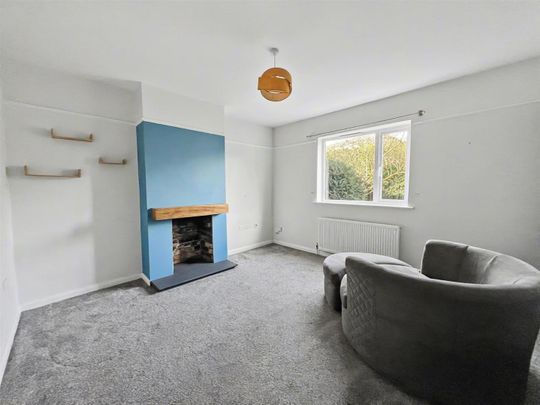 Roundhill Grove, Bath - Photo 1