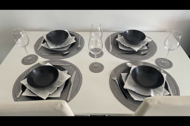 1 Bed Flat, Cotton Avenue, W3 - Photo 1