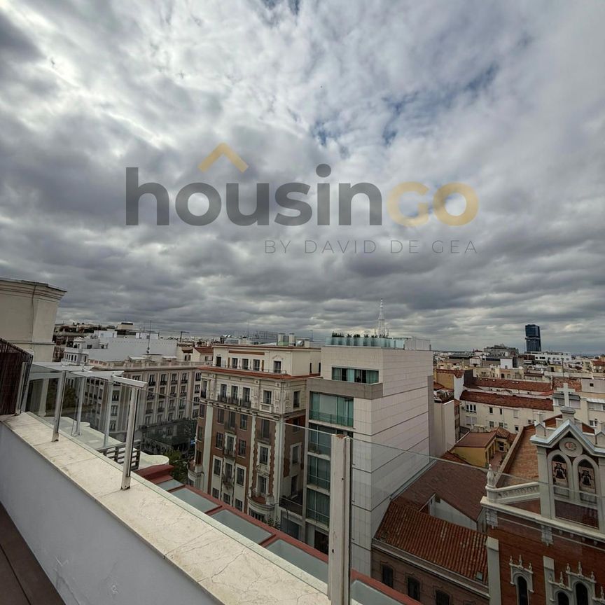 Penthouse for rent in Madrid (Distrito Salamanca) - Photo 1