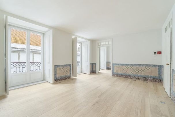 2 Bedroom Apartment, Lisboa - Photo 1