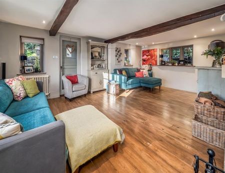 3 Bedroom Semi Detached To Let - Photo 5