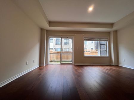 For Lease - 58 Laskin Drive, Vaughan, Ontario - Photo 2