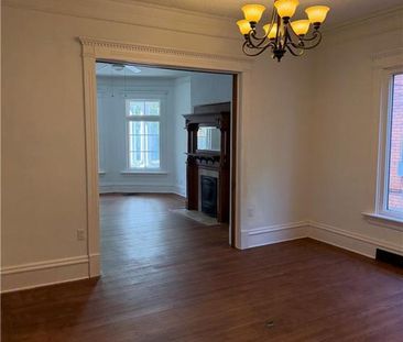 73 SHERMAN Avenue S Unit# MAIN, Hamilton, Ontario, L8M2P8 - Photo 2