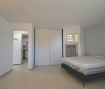 Grand Studio de 40m2 rénové Dampierre - Photo 1