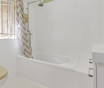 Three Bedroom Gem in Kedron! - Photo 1