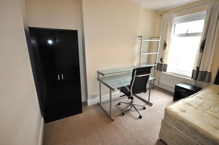 5 bedroom house share to rent - Photo 3