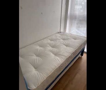 Room in a Shared House, Bensham Lane, CR0 - Photo 2