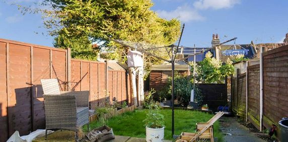 4 bedroom house to rent - Photo 2