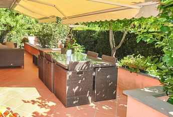 Villa in Affitto a Forte dei Marmi – Zona: Caranna