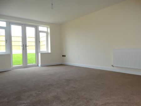 3 bedroom townhouse to rent - Photo 3