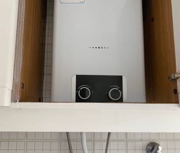 Apartamento T2 sem móveis inserido em condomínio em S. João Estoril - Photo 6
