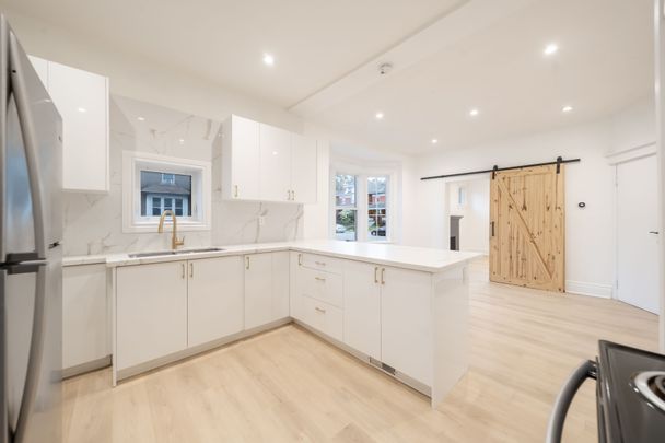 For Lease - 129 Balsam Avenue Unit# MAIN, LOWER, Hamilton, Ontario - Photo 1