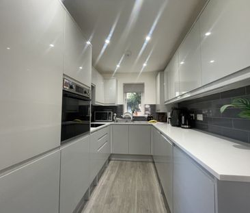 Woodruff Way, Thornhill - Photo 1