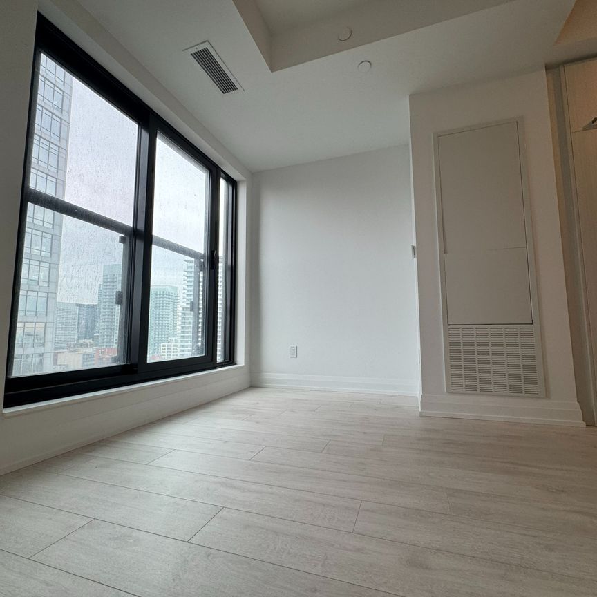 For Lease - 20 Soudan Avenue Unit# 2109, Toronto, Ontario - Photo 1