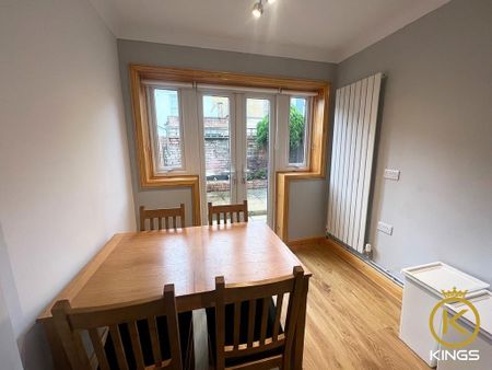 3 bedroom terraced house to rent - Photo 2