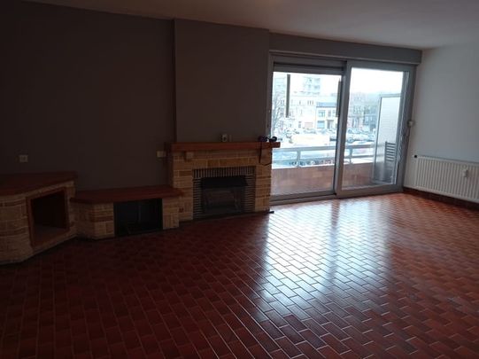 Appartement te huur - Photo 1