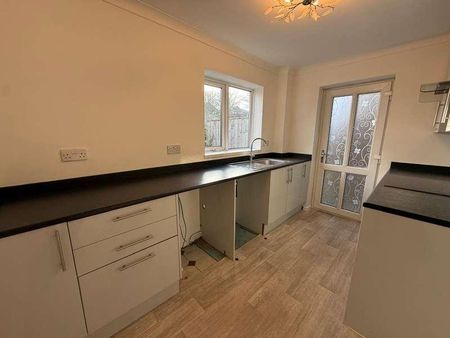 Westcliff Close, Easington Village, County Durham, SR8 - Photo 3