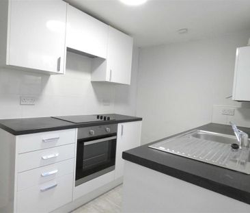 2 bedroom terraced house to rent - Photo 6