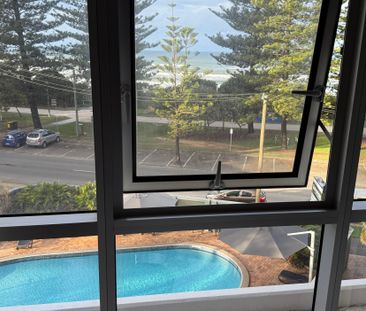 Burleigh Heads - Photo 1