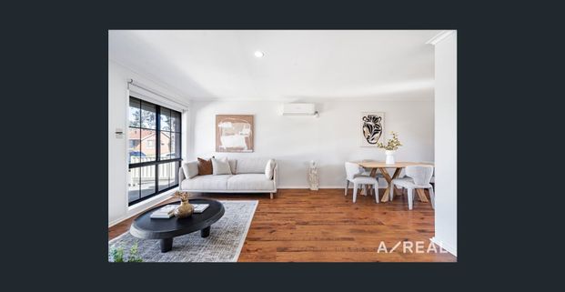 In the heart of Mill Park! - Photo 1