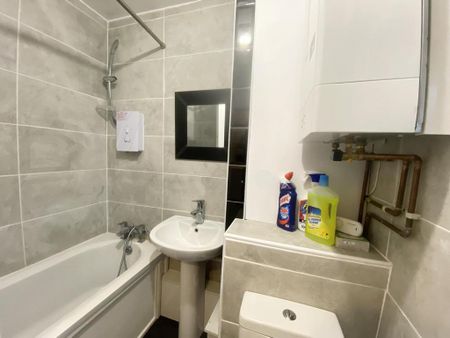 1 bedroom flat to rent - Photo 5