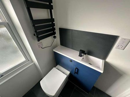 Hervey Road, London, SE3 - Photo 5