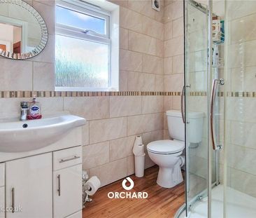 3 bedroom semi-detached house to rent - Photo 4