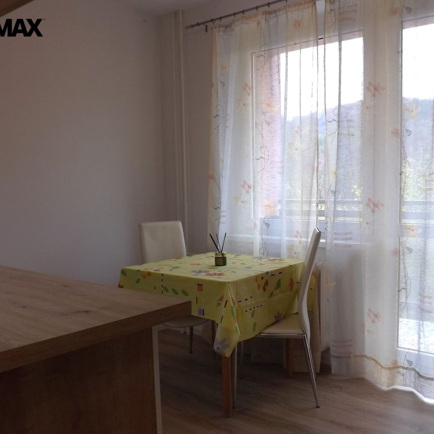 Pronájem bytu 1+1 v osobním vlastnictví 32 m², Adamov - Fotografie 1