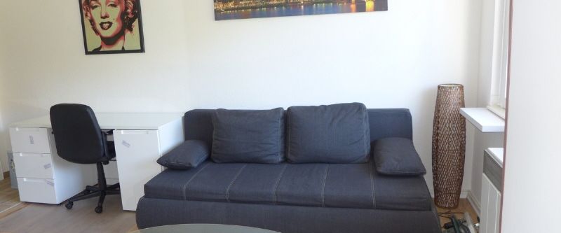 Aachen-City; Ruhiges, möbl. 1 Zi-App. mit Aussicht auf Stadtgarten - Photo 1