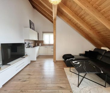 Möblierte Dachgeschosswohnung mit 2 Balkonen - Foto 1