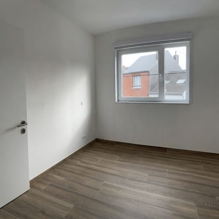 Appartement te huur - foto 3