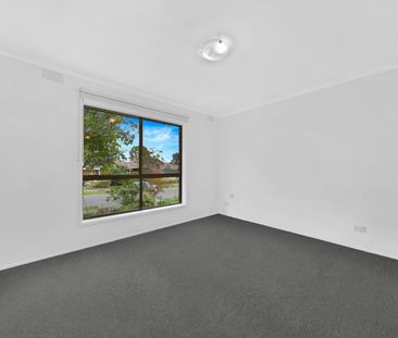 38 Ebony Drive, Bundoora, Vic 3083 - Photo 3