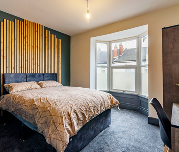 5 bedroom terraced house to rent - Photo 1