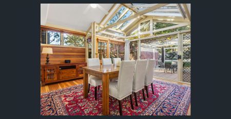 GREAT 4 BEDROOM, 3 BATH HOME WITHIN A SHORT WALK TO TRAINS - Photo 3