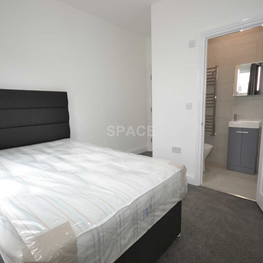 Wokingham Road, Reading, Berkshire, RG6 1JL- Room 3 - Photo 1