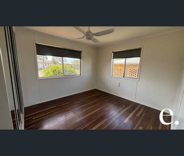 28 Lucas Street, Kepnock, Qld 4670 - Photo 4