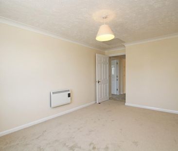 2 bedroom retirement property to rent - Photo 5