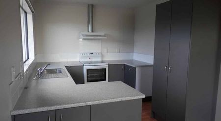 3 Bedroom Unfurnished Lake Hawea Home - Photo 3