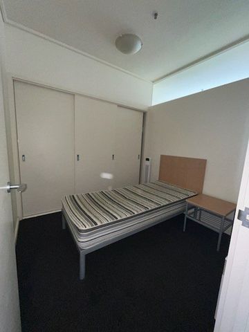 1513/570 Lygon Street, Carlton VIC 3053 - Photo 3