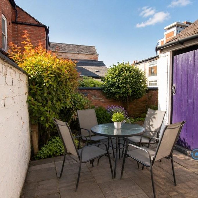 2 bedroom terraced house to rent - Photo 1