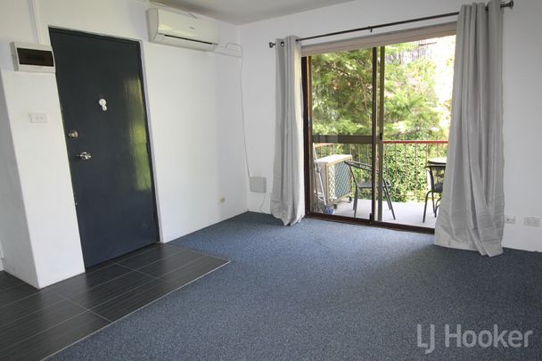 Modern 1 Bedroom Unit for 6-Month Lease - Photo 1