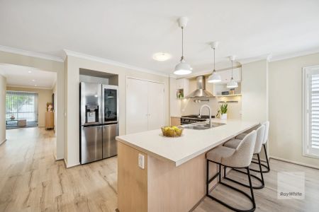 Grand Family Home - Photo 3