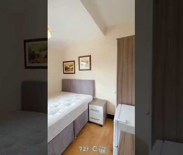 Room in a Shared House, Portswood Road, SO17 - Photo 3