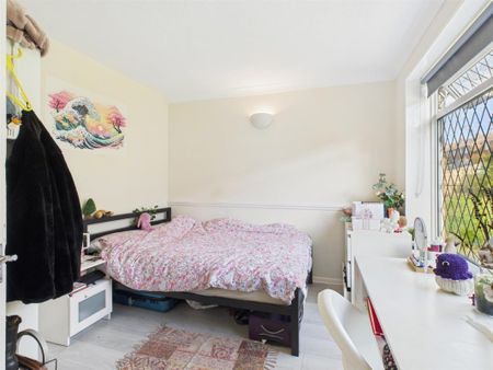 Staplefield Drive, Brighton - Photo 4