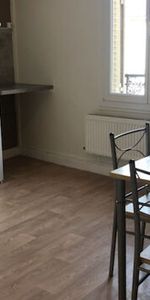 Appartement 2 pièces 24m2 REIMS 405 euros - Photo 4