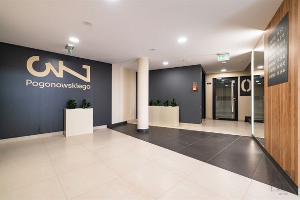 Łódź, Polesie, Stare Polesie, 28 Pułku Strzelców Kaniowskich - Zdjęcie 1