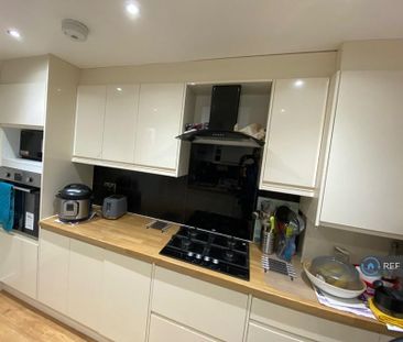 3 bedroom terraced house to rent - Photo 5