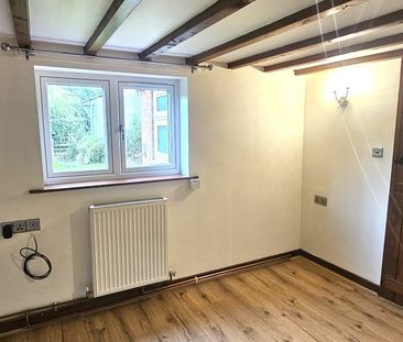 2 bedroom detached to let - Photo 4