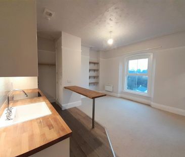 Townstal Road, Dartmouth - Photo 2