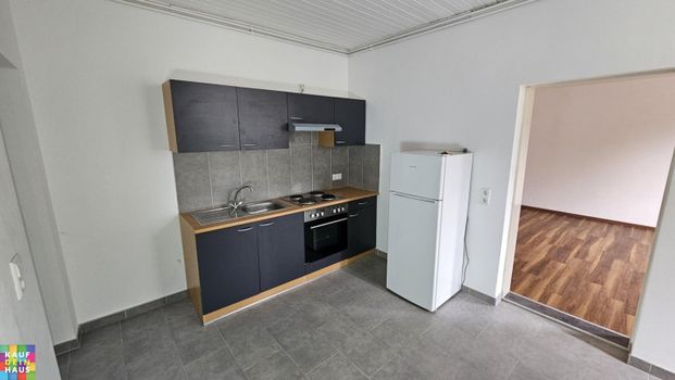Frisch saniert 1-Zimmerwohnung mit Küche - Photo 1